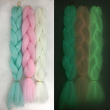 Load image into Gallery viewer, 3 Pieces Night light Synthetic Hair Extension for Braiding ,Jumbo Braids , Extension Afro Braids Crochet Twist-3 قطع من وصلات الشعر الاصطناعية الخفيفة الليلية للتضفير ، الضفائر الضخمة ، تمديد الضفائر الأفرو الكروشيه