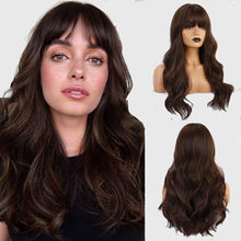 Load image into Gallery viewer, Long Wavy Wigs with Bangs for Women Natural Looking Full Wigs Heat Resistant Synthetic Wigs for Daily Party Cosplay Wear-شعر مستعار طويل مموج مع الانفجارات للنساء بمظهر طبيعي كامل الباروكات الاصطناعية مقاومة للحرارة لارتداء الحفلات التنكرية اليومية