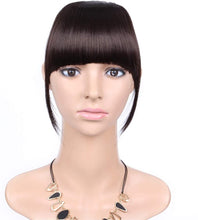 Load image into Gallery viewer, Estelle Bangs Clip in Hair Extensions Front Neat Bang Fringe One Piece 15cm Short Straight Hairpiece for Women مشبك الانفجارات في وصلات الشعر الأمامية الأنيقة بانغ هامش قطعة واحدة 15 سم قطعة شعر مستقيمة قصيرة للنساء