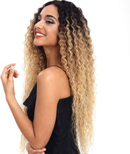 Load image into Gallery viewer, Estelle Lace Front Wigs Ombre Blonde 24'' Long Small Curly Wavy Synthetic Wigs For Women 130% Density Wigs Estelle الدانتيل الجبهة الباروكات أومبير شقراء 24 `` طويل صغير مجعد شعر مستعار اصطناعي مموج للنساء 130٪ كثافة الشعر المستعار