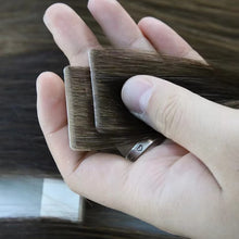 Load image into Gallery viewer, Hand Woven Invisible Seamless Human Hair  Tape In Extension  Nature Black   شريط شعر بشري غير ملحوم وغير مرئي منسوج يدويًا في امتداد طبيعي أسود
